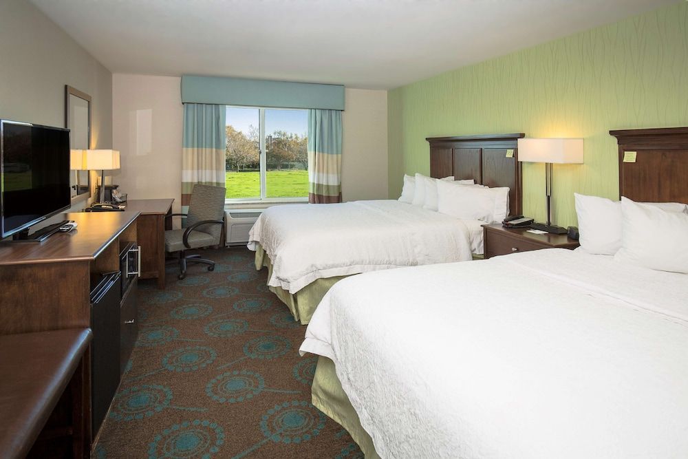 Two Queen Beds, Non-Smoking, Accessible