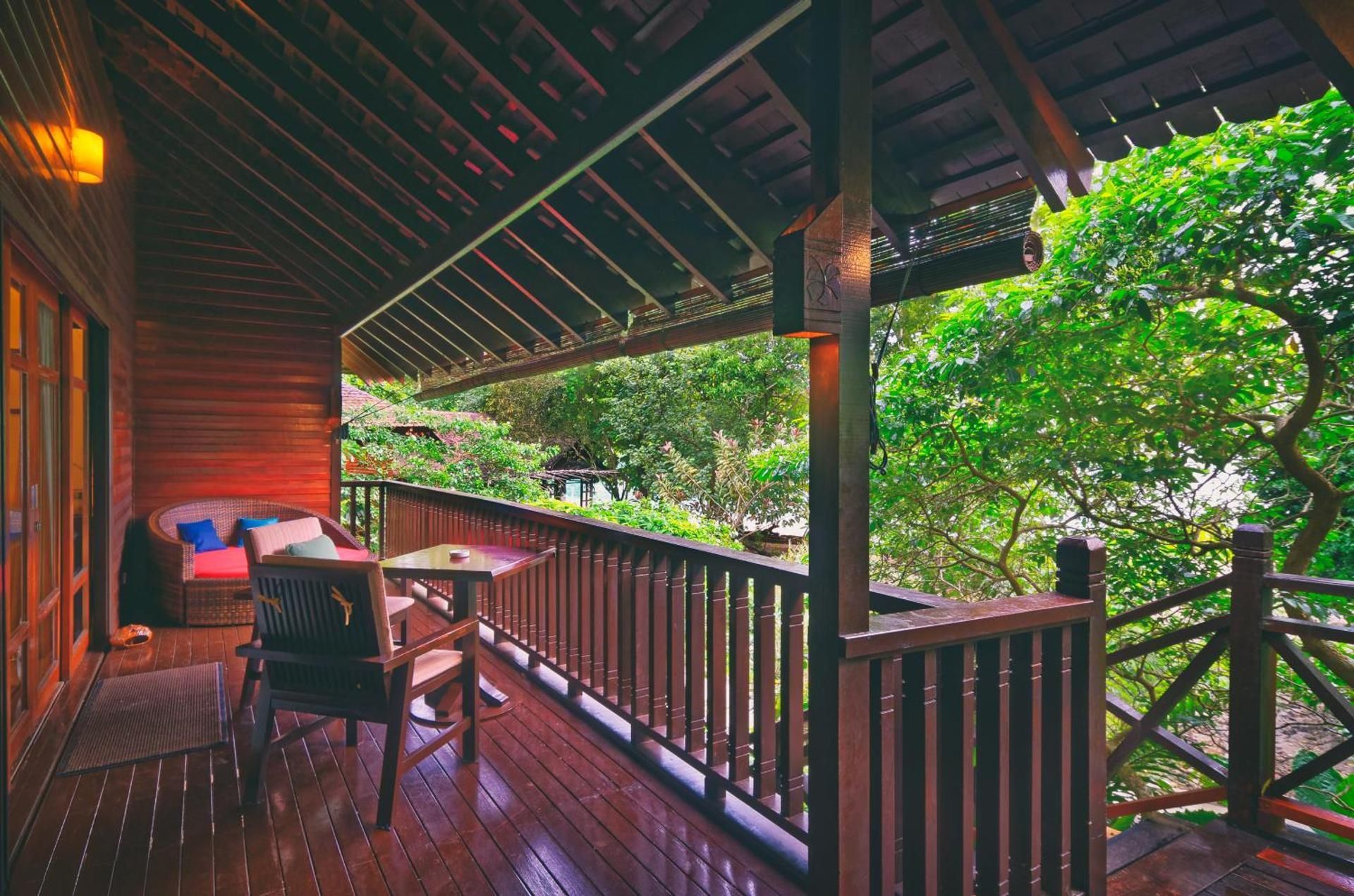 Bunga Raya Island Resort Deluxe Villa 2