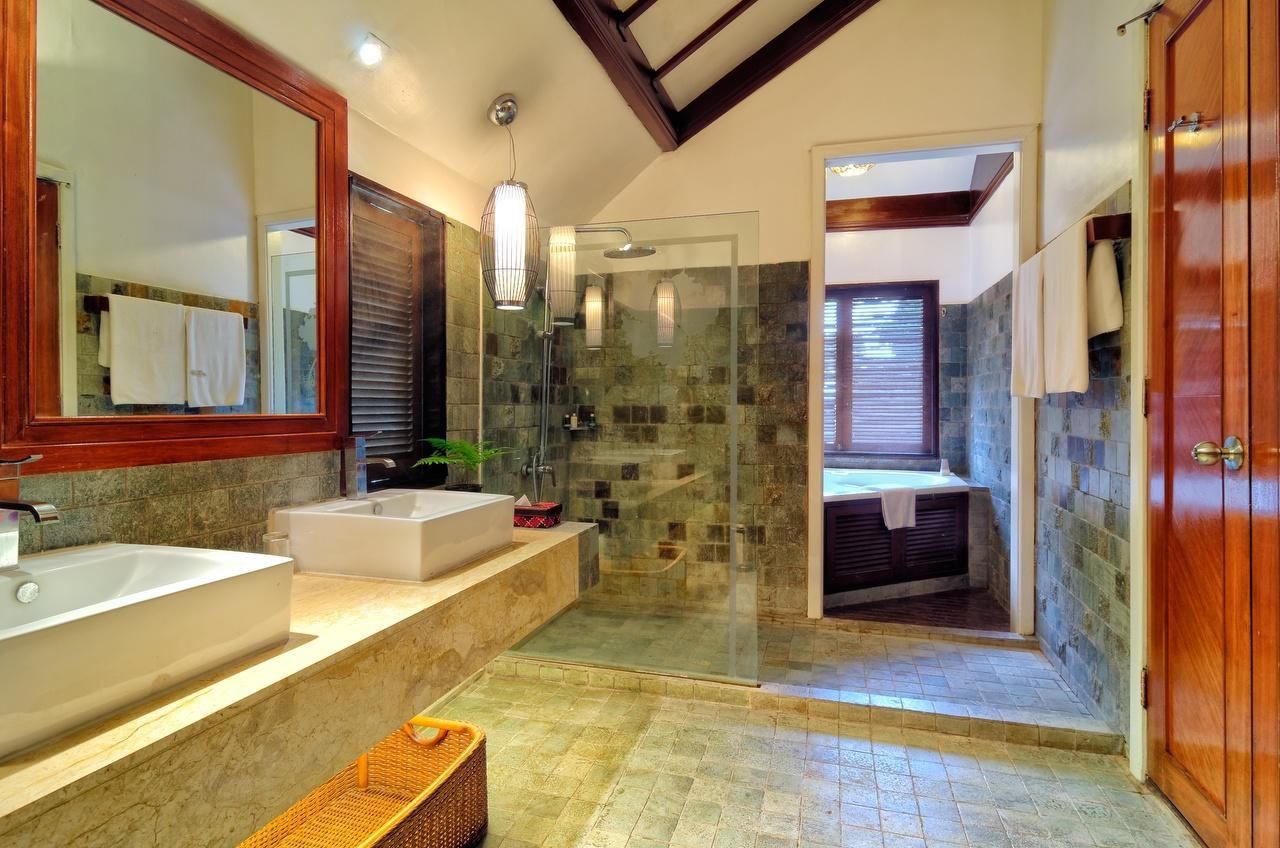 Bunga Raya Island Resort Deluxe Villa 3