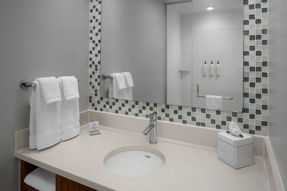 undefined SpringHill Suites by Marriott Houston Intercontinental Arprt 8