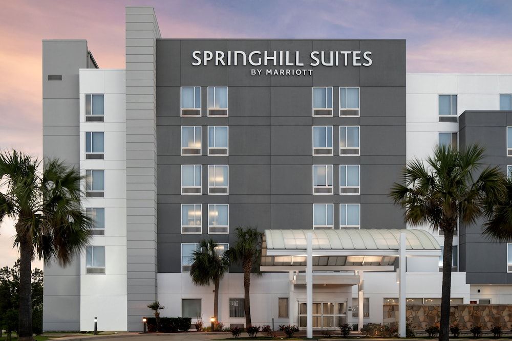 undefined SpringHill Suites by Marriott Houston Intercontinental Arprt 4