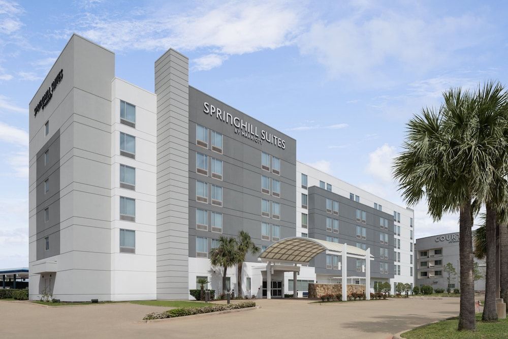 undefined SpringHill Suites by Marriott Houston Intercontinental Arprt 5