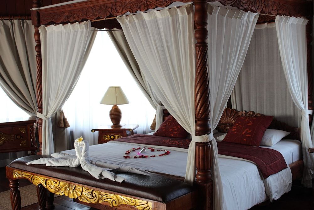 Dewani Deluxe Room Only