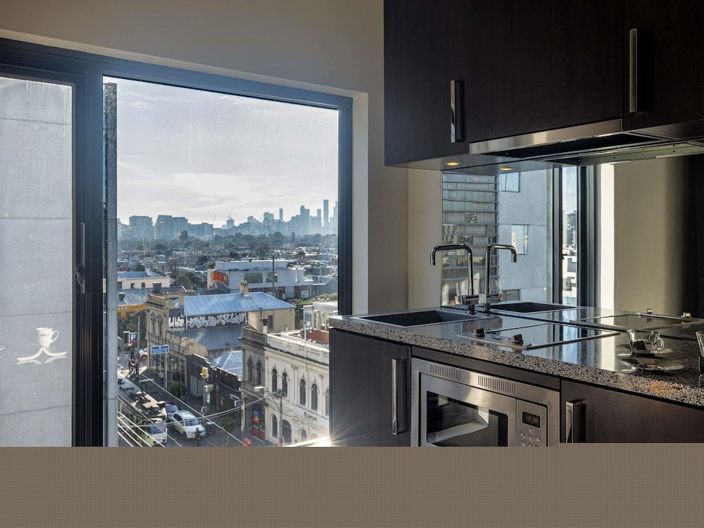 The Cullen Melbourne - Art Series Studio, 1 Queen Bed (Studio Suite) 4