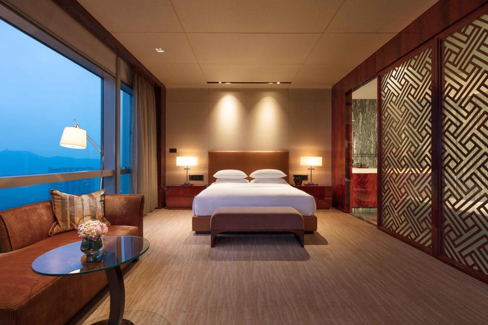 Grand Hyatt Shenzhen 1 King Bed Deluxe 2