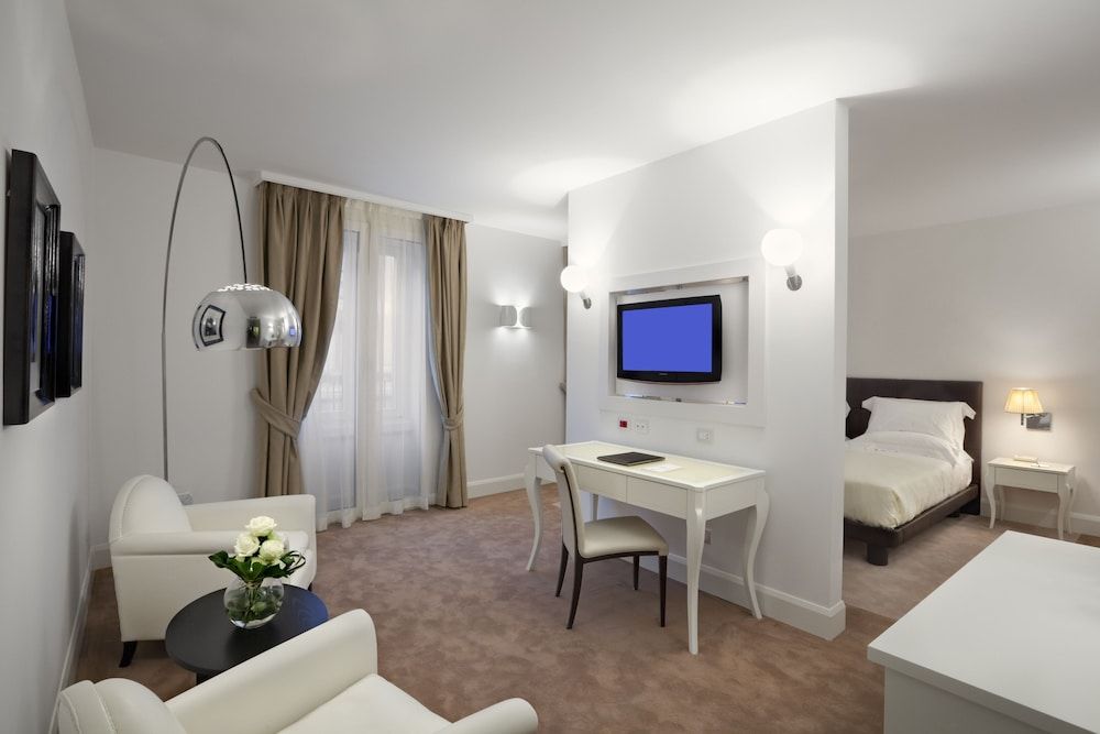 undefined Maison Milano | UNA Esperienze 7