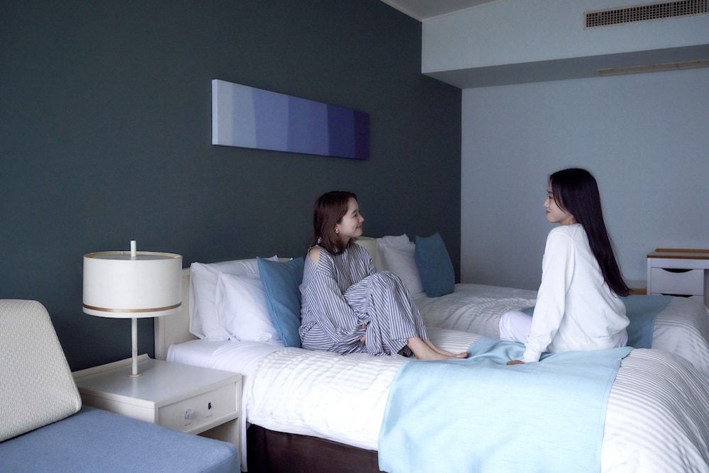 Renewal Twin Room B