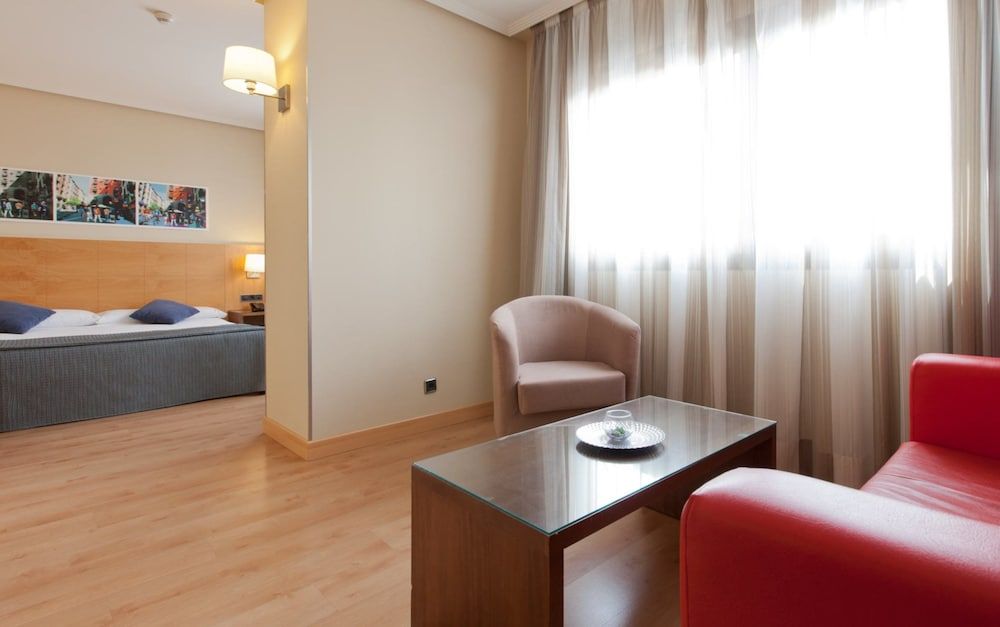 Hotel Porcel Avant Junior Suite, 1 Queen Bed 6