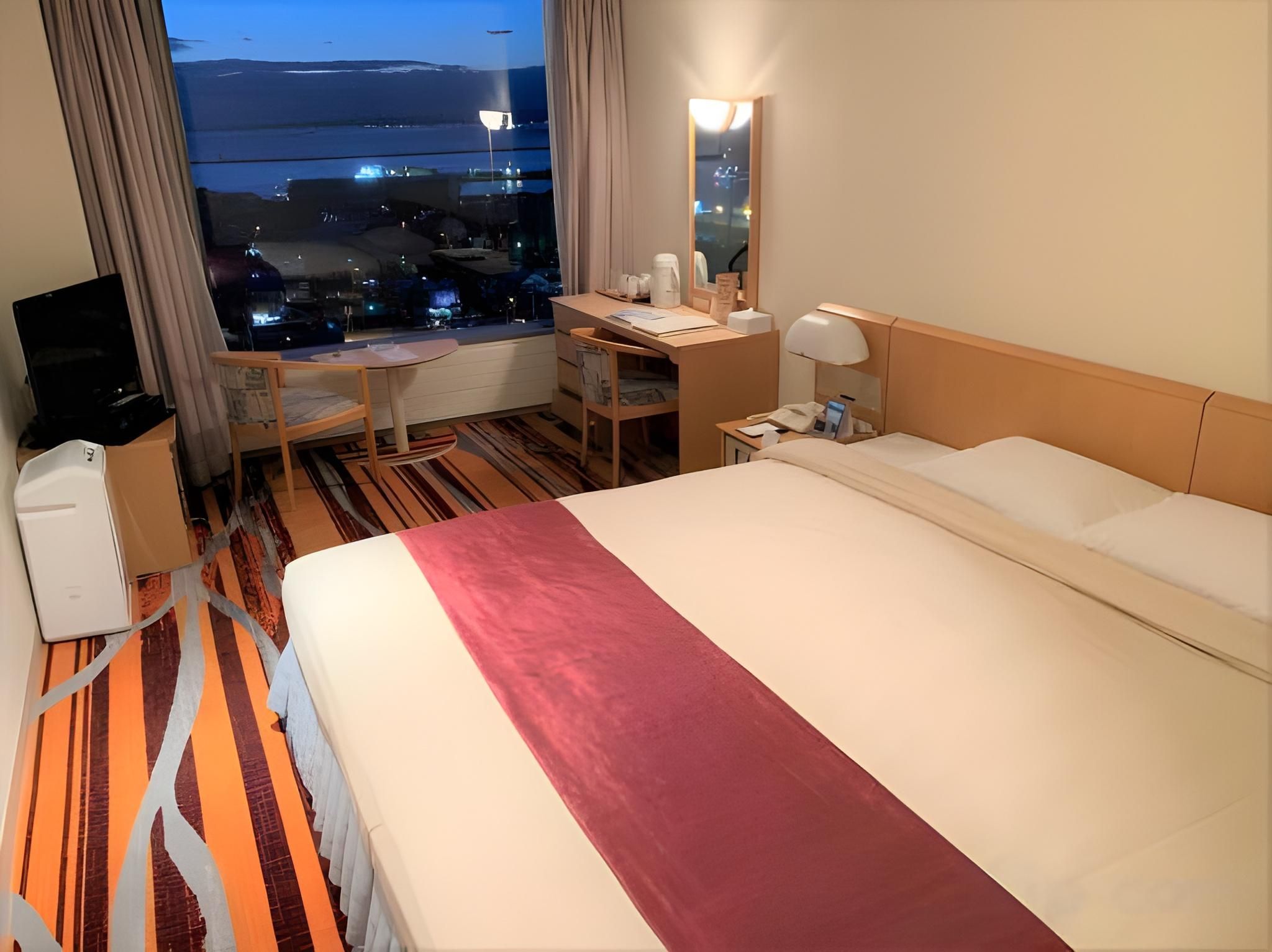 Double Room - Non-Smoking - High Floor