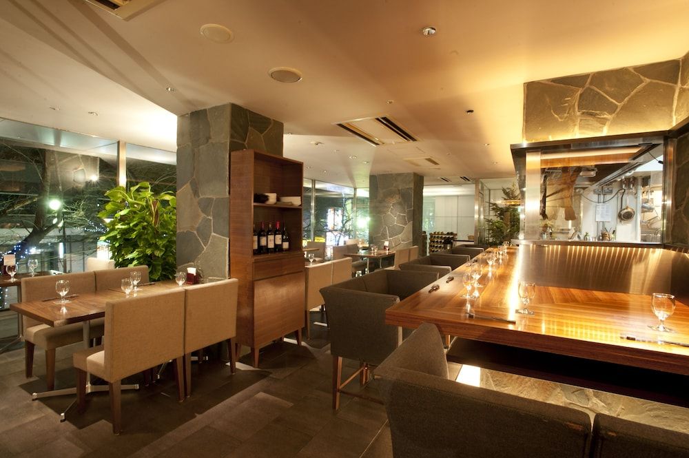 undefined Yaesu Terminal Hotel 4