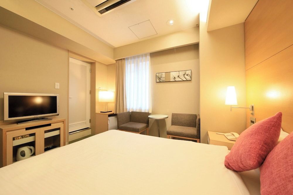 undefined Yaesu Terminal Hotel 8