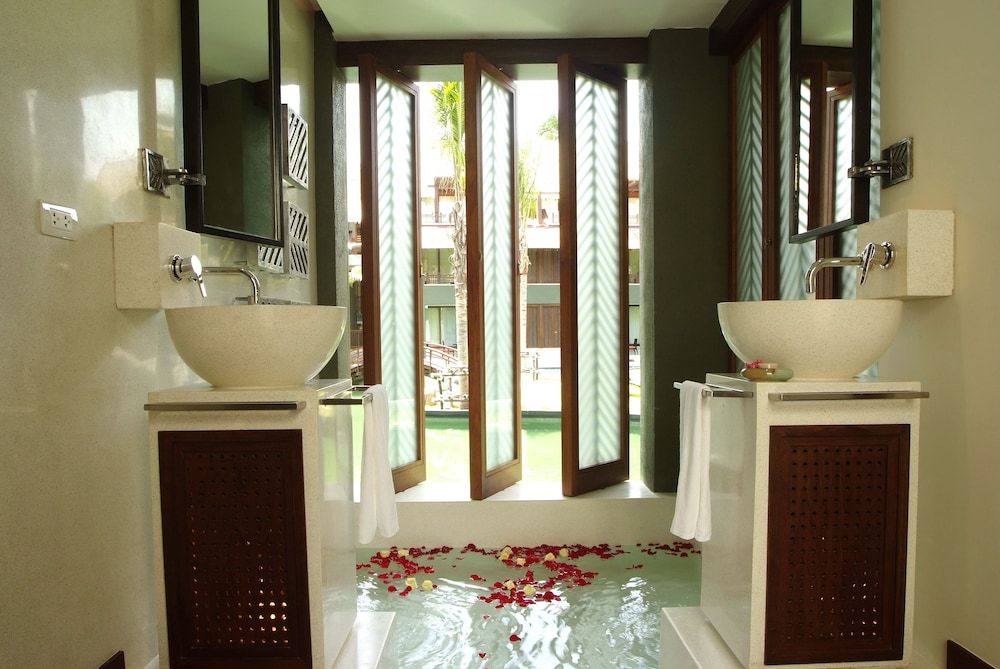 Mai Samui Beach Resort & Spa Deluxe Room 6