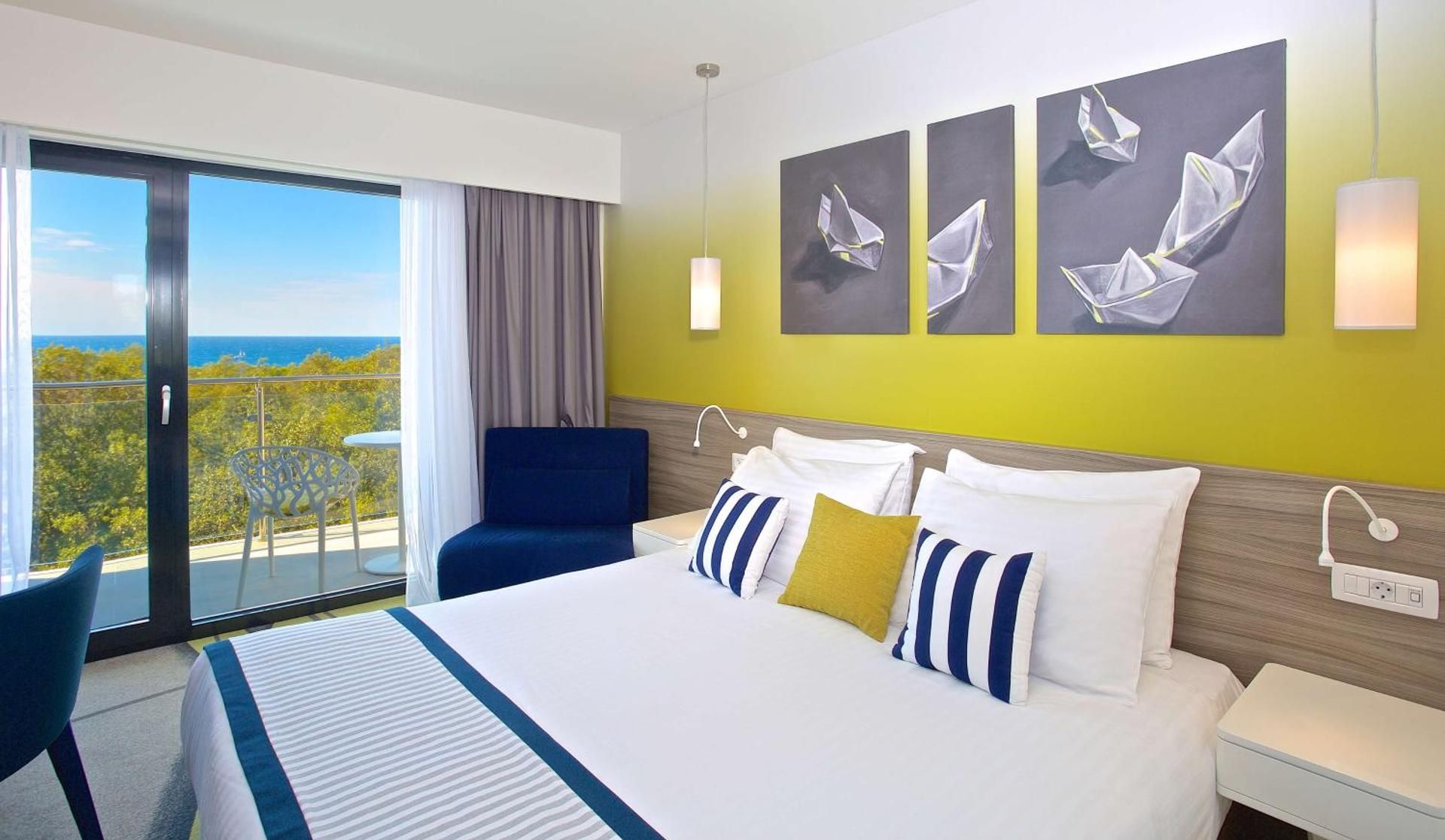 Superior room with balcony - panoramic view