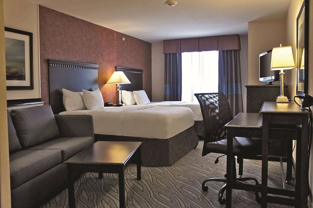 Room, 2 Queen Beds, Accessible, Non Smoking (Mobility Accessible)