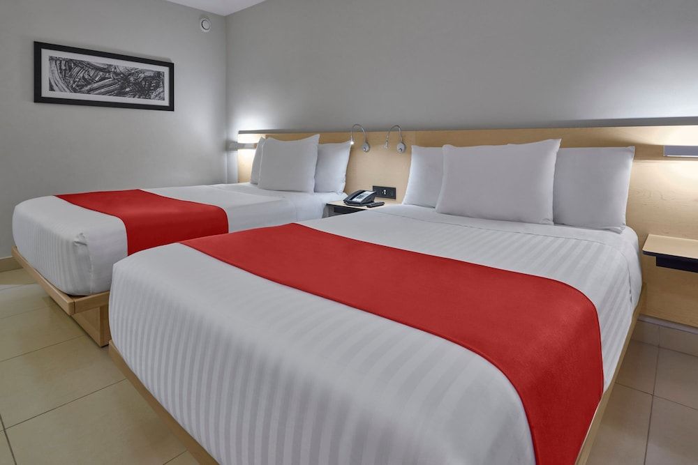 City Express by Marriott Los Mochis Room, 2 Queen Beds
