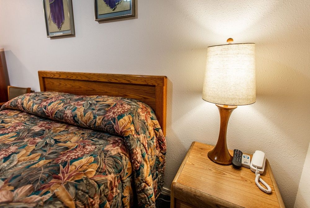 Autzen Inn Single Room, 1 Queen Bed, Non Smoking 16