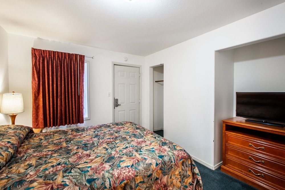 Autzen Inn Single Room, 1 Queen Bed, Non Smoking 2