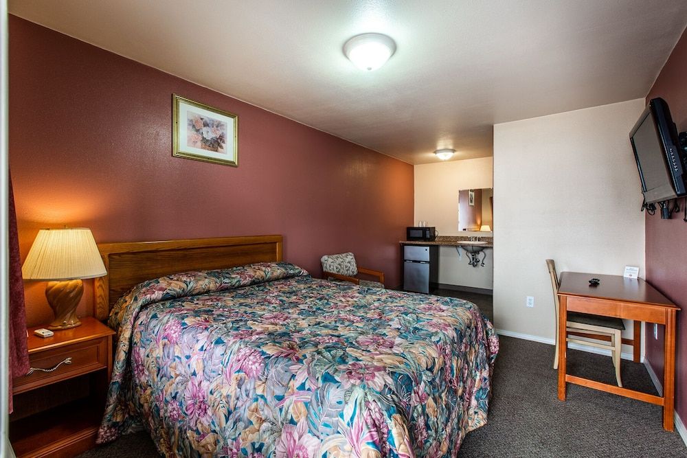 Autzen Inn Single Room, 1 Queen Bed, Non Smoking 4