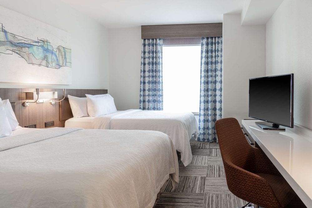 Deluxe Suite, Two Queen Beds (Sofa Bed)