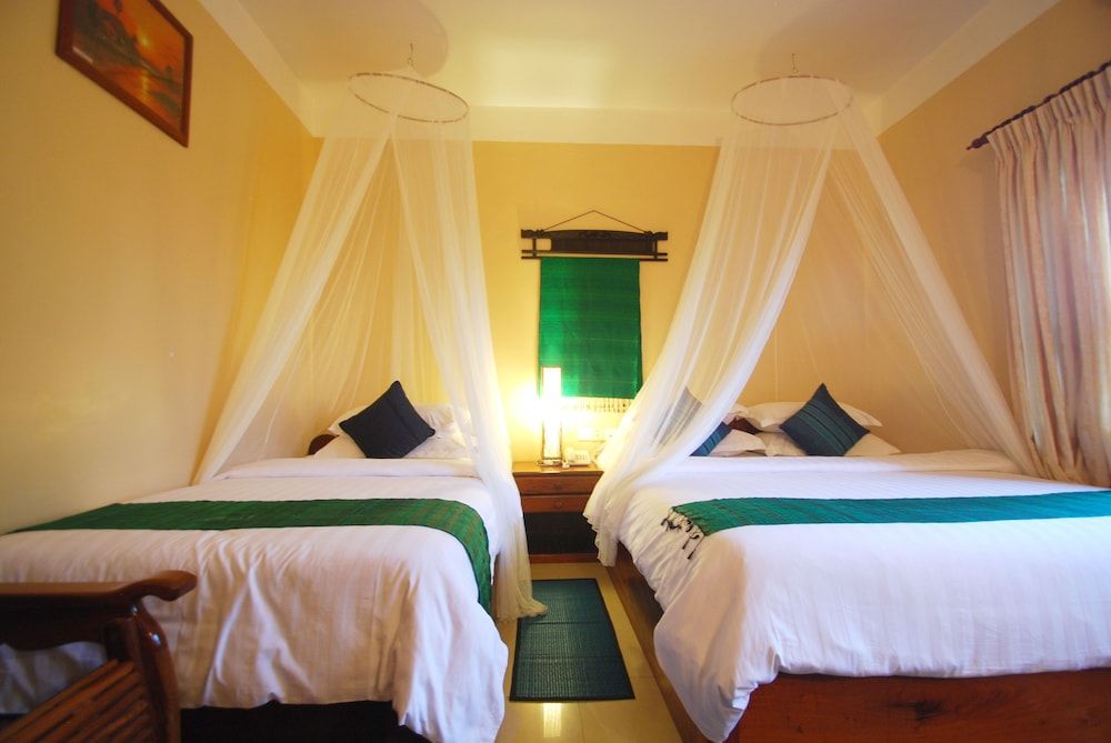 Shining Angkor Boutique Hotel Superior Twin Room 2