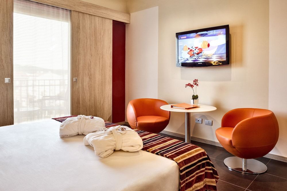 Jazz Hotel Superior Double Room Single Use, Balcony 4