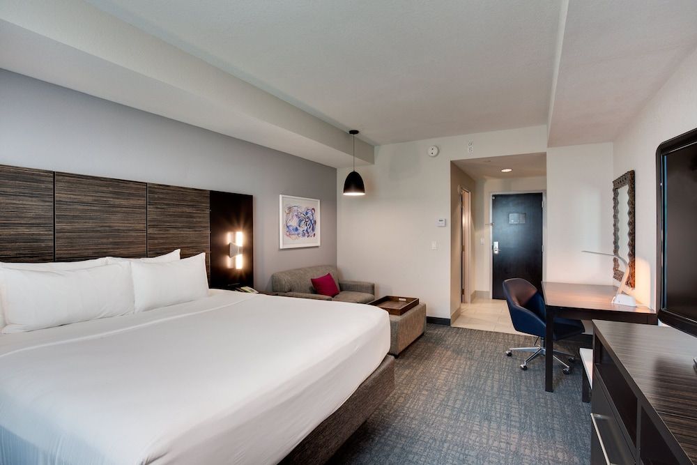 Crowne Plaza Hotel Fort Lauderdale Airport/Cruiseport by IHG Standard Room, 1 King Bed