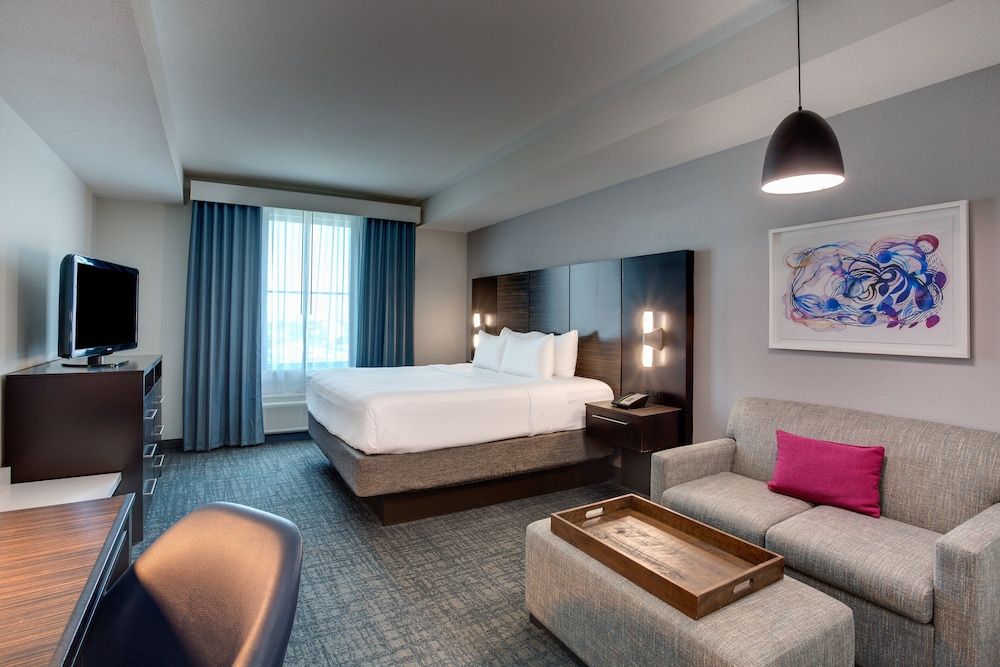 Crowne Plaza Hotel Fort Lauderdale Airport/Cruiseport by IHG Standard Room, 1 King Bed 2