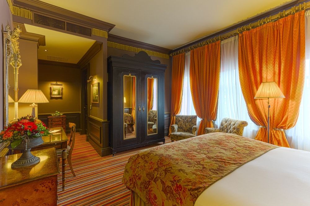The Merchant Hotel Deluxe Double or Twin Room 2