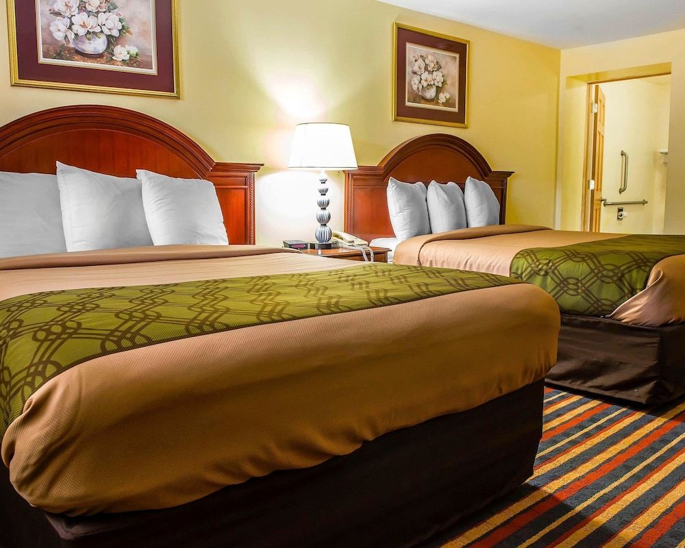 Standard Room, 2 Queen Beds, Smoking