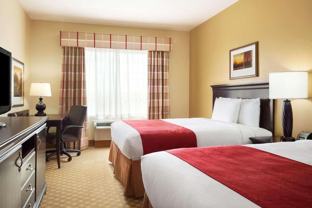 Country Inn & Suites by Radisson, Conway, AR Room, 2 Queen Beds, Accessible, Non Smoking