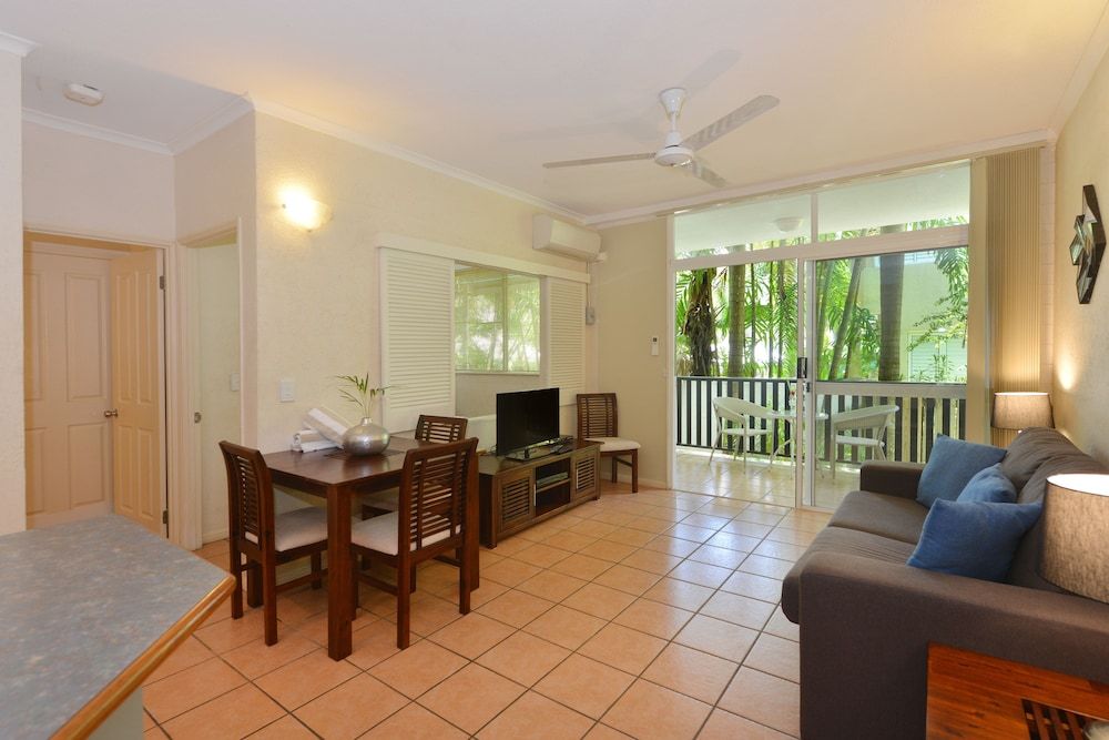 Seascape Holidays - Tropic Sands Apartment, 1 Bedroom 9