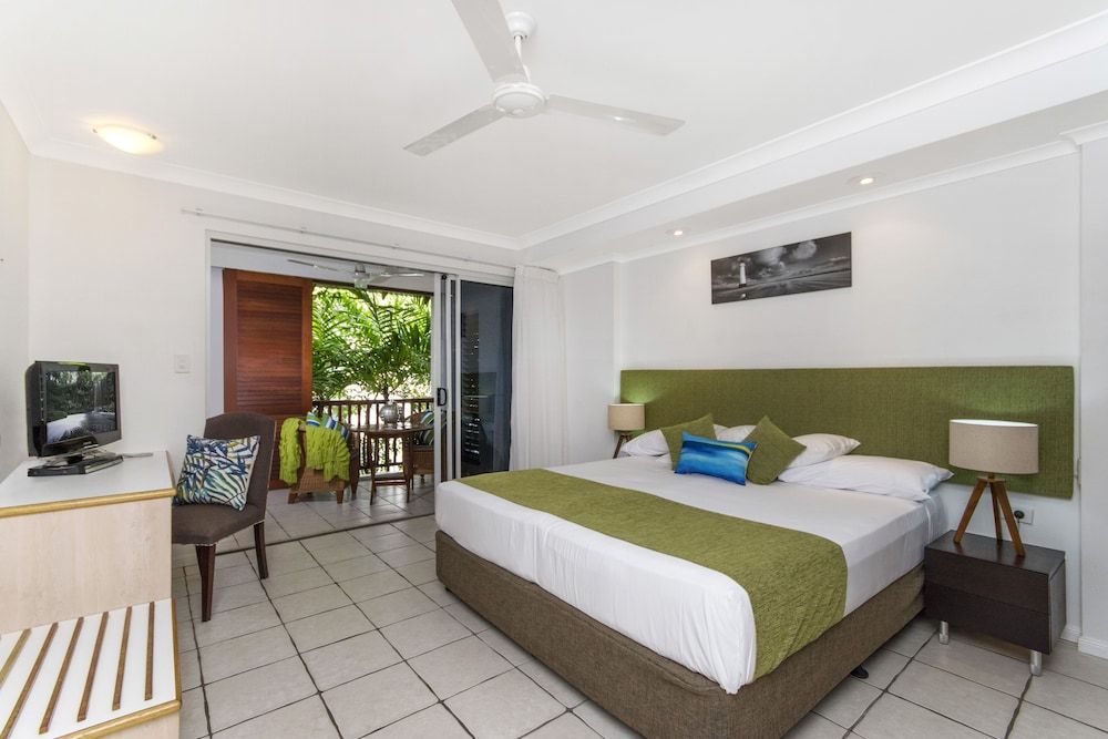 Studio Standard Spa Suite