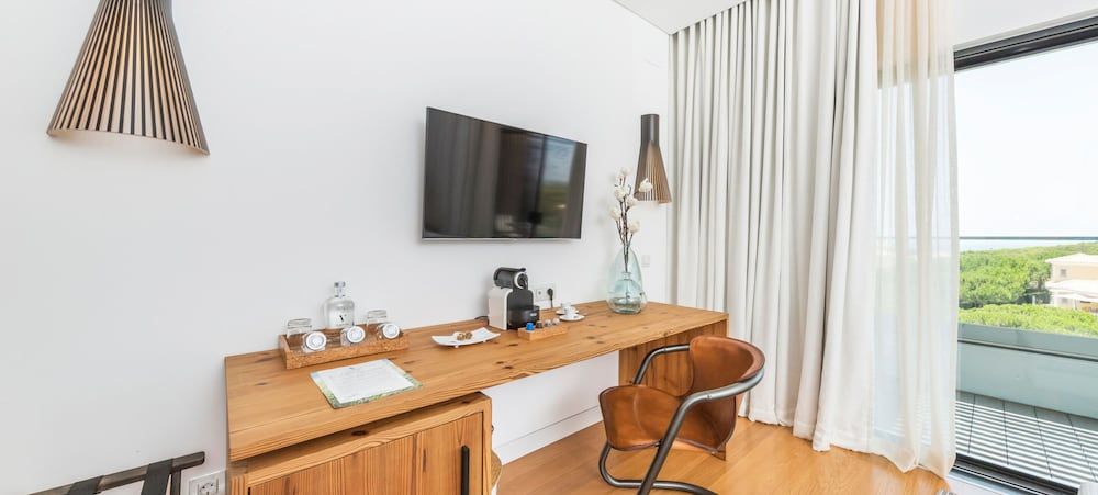 Octant Praia Verde Double Room, Sea View 7