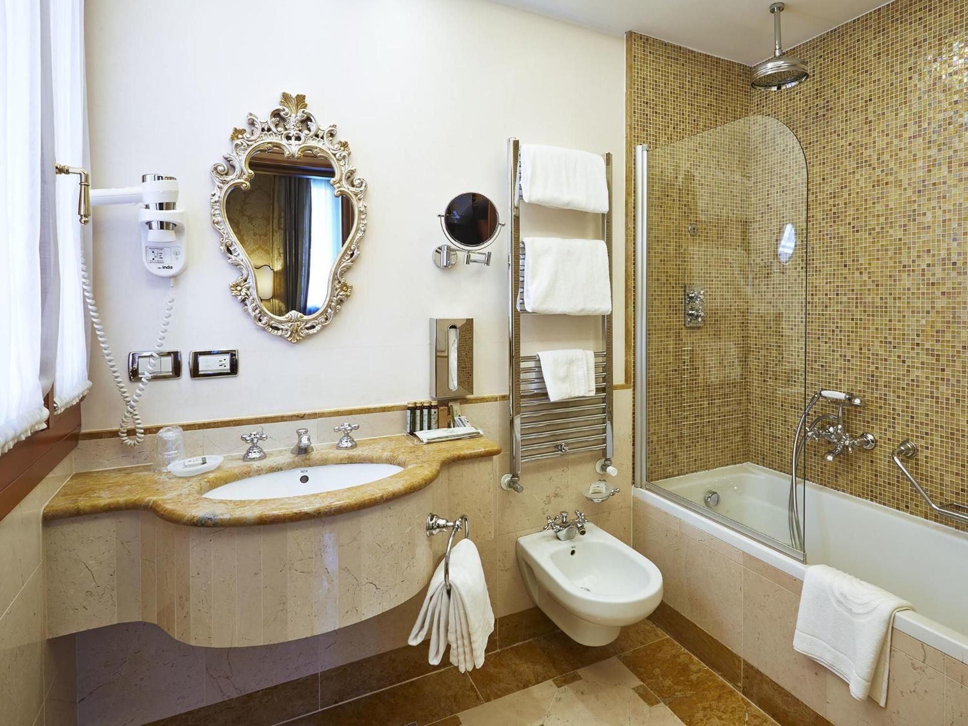 Suite - Grand Canal View