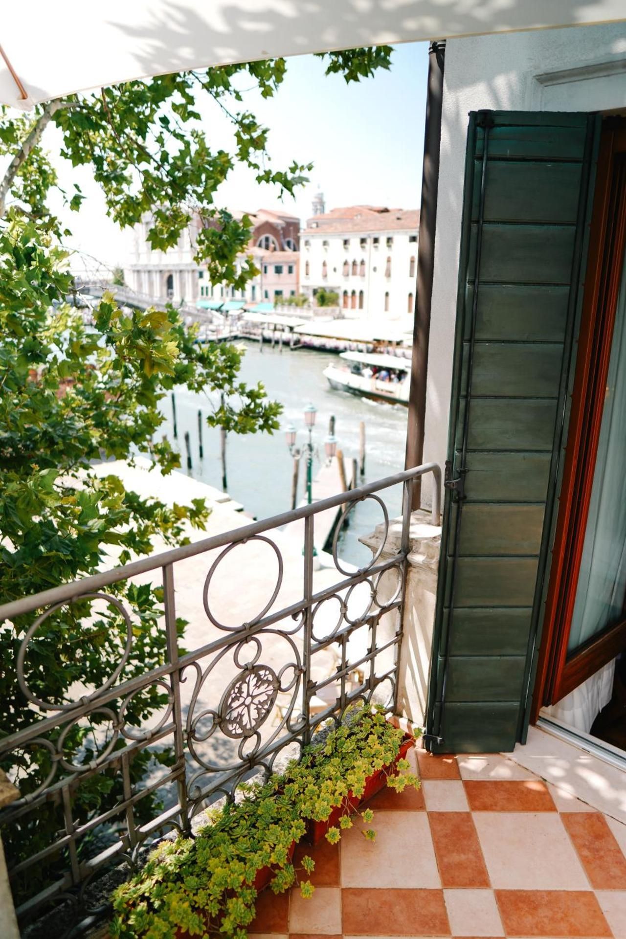 Prestige Double Room - Grand Canal View
