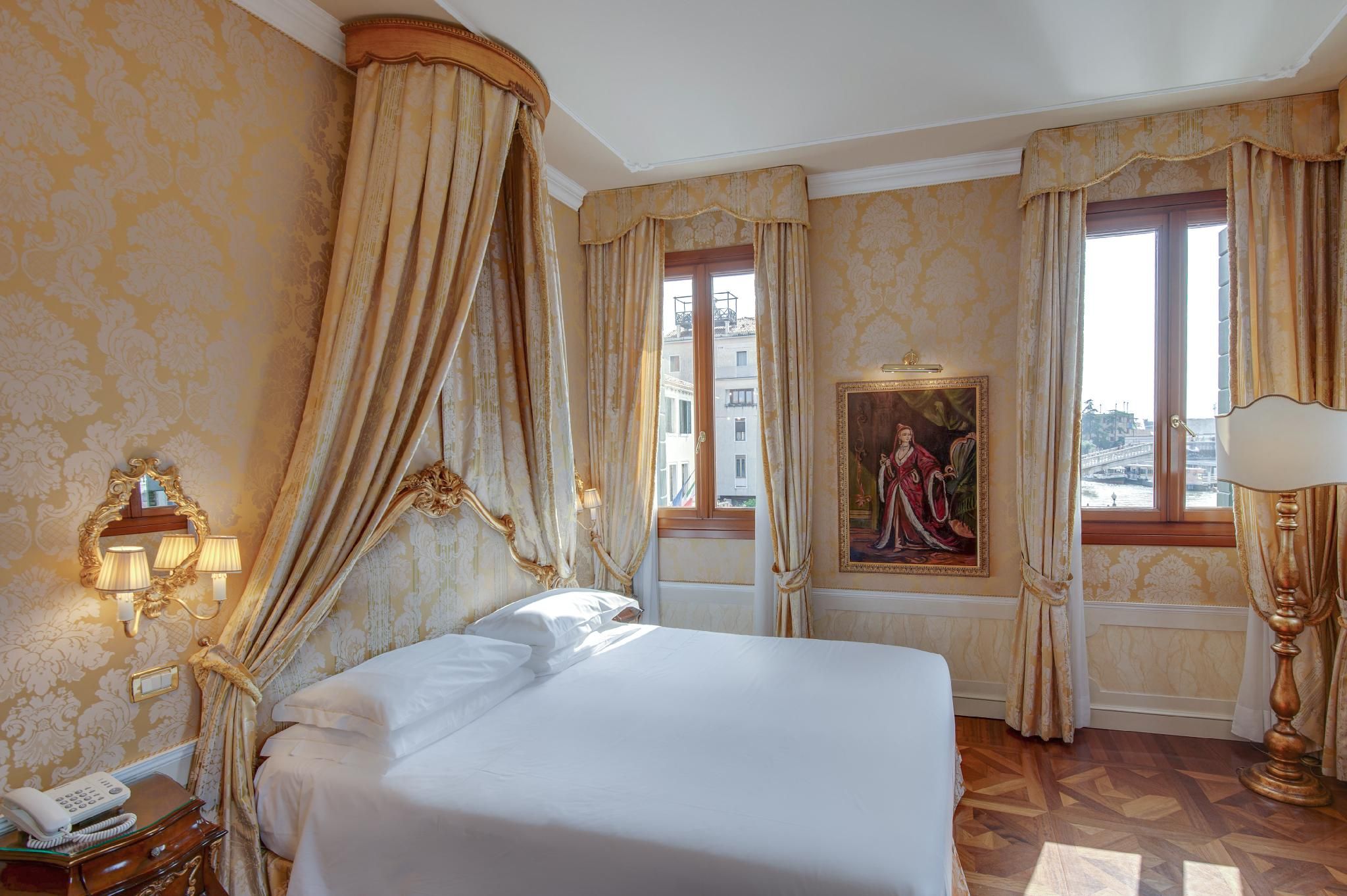 undefined Canal Grande Hotel 8