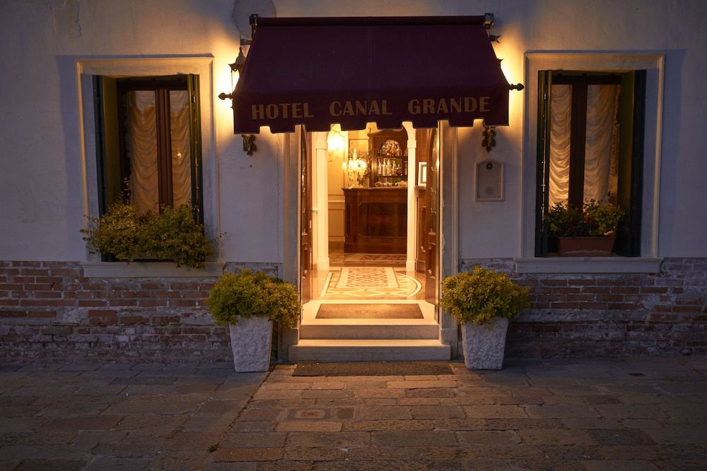 undefined Hotel Canal Grande 9