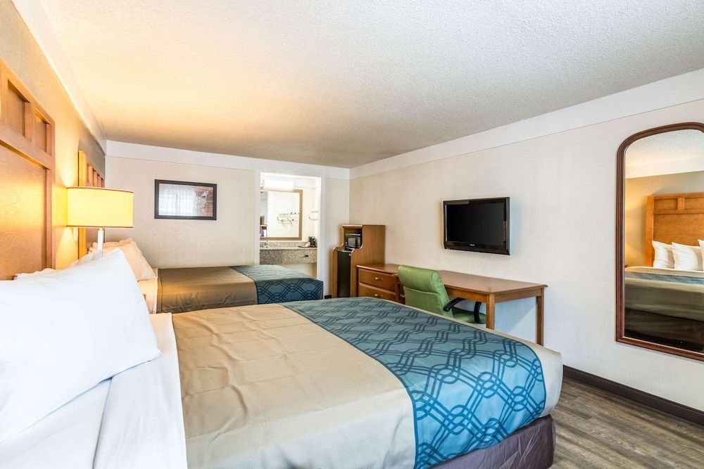 Standard Room, 2 Double Beds, Smoking