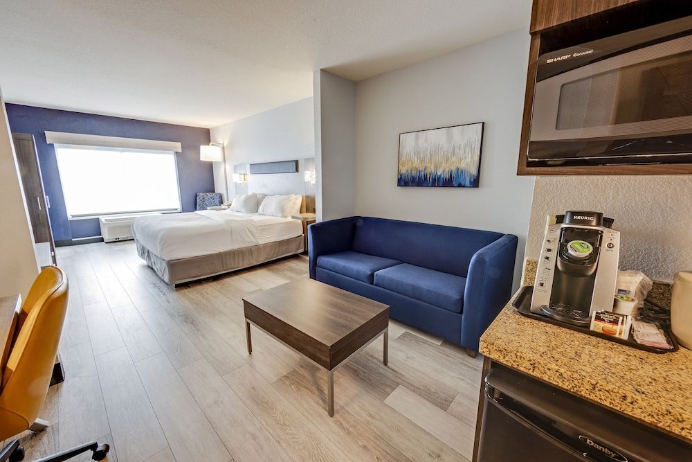 undefined Holiday Inn Express Hotel & Suites Columbus Univ Area - Osu by IHG 2