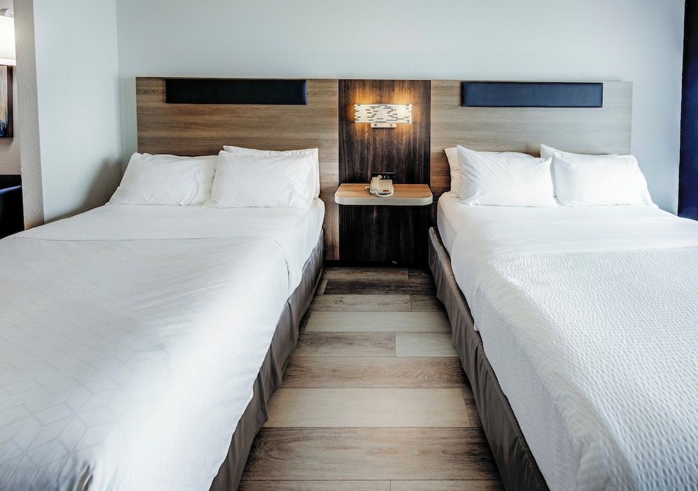 undefined Holiday Inn Express Hotel & Suites Columbus Univ Area - Osu by IHG 3