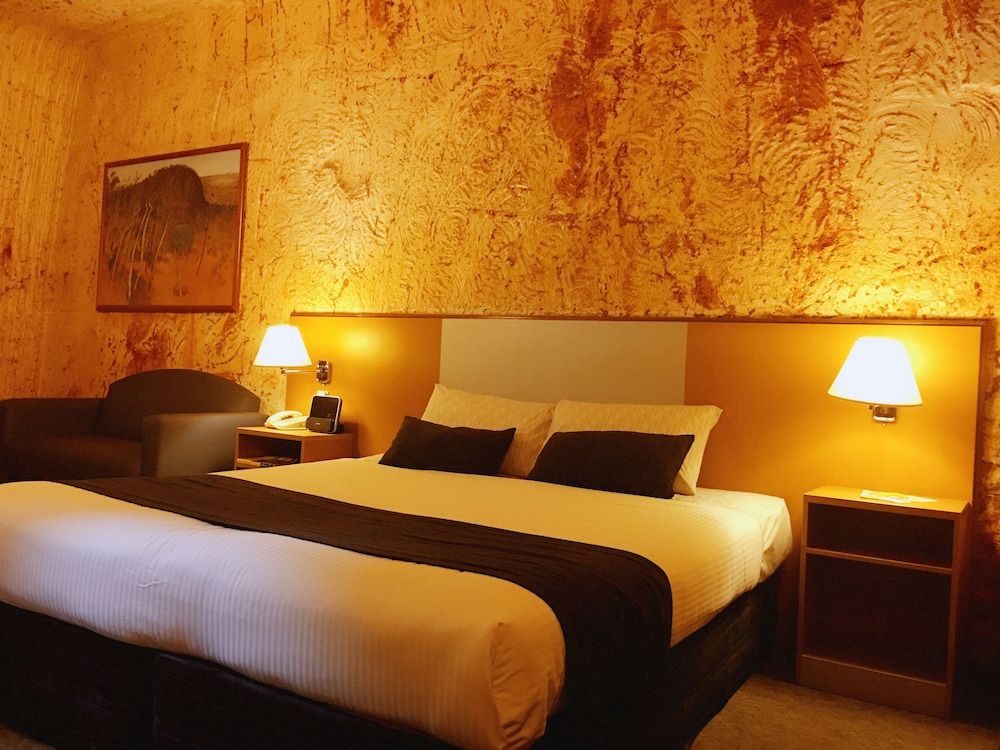 Desert Cave Hotel Underground Room 7