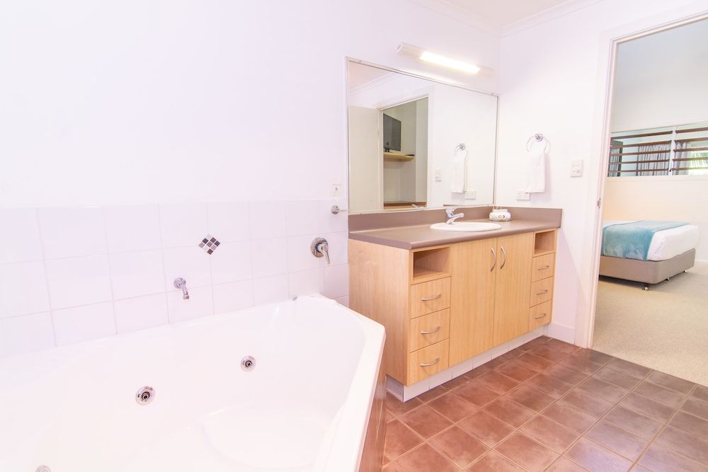 Angourie Resort Apartment, 1 Bedroom (Spa Apartment) 9