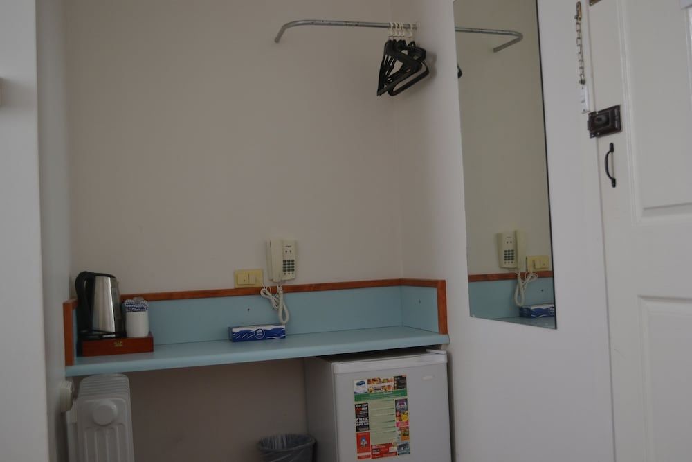 Hobart Tower Motel Budget Double Room 2