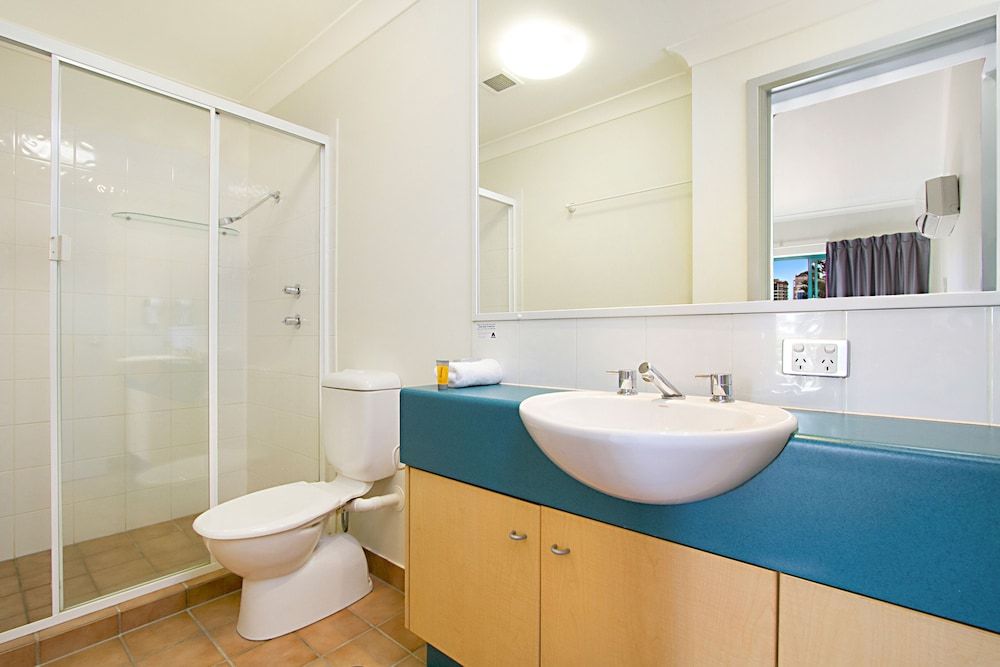 Aruba Surf Resort Studio (High Floor ) 5