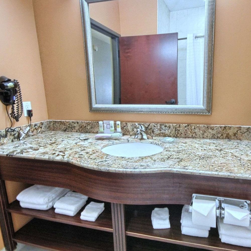 Room, 2 Queen Beds, Accessible, Non Smoking