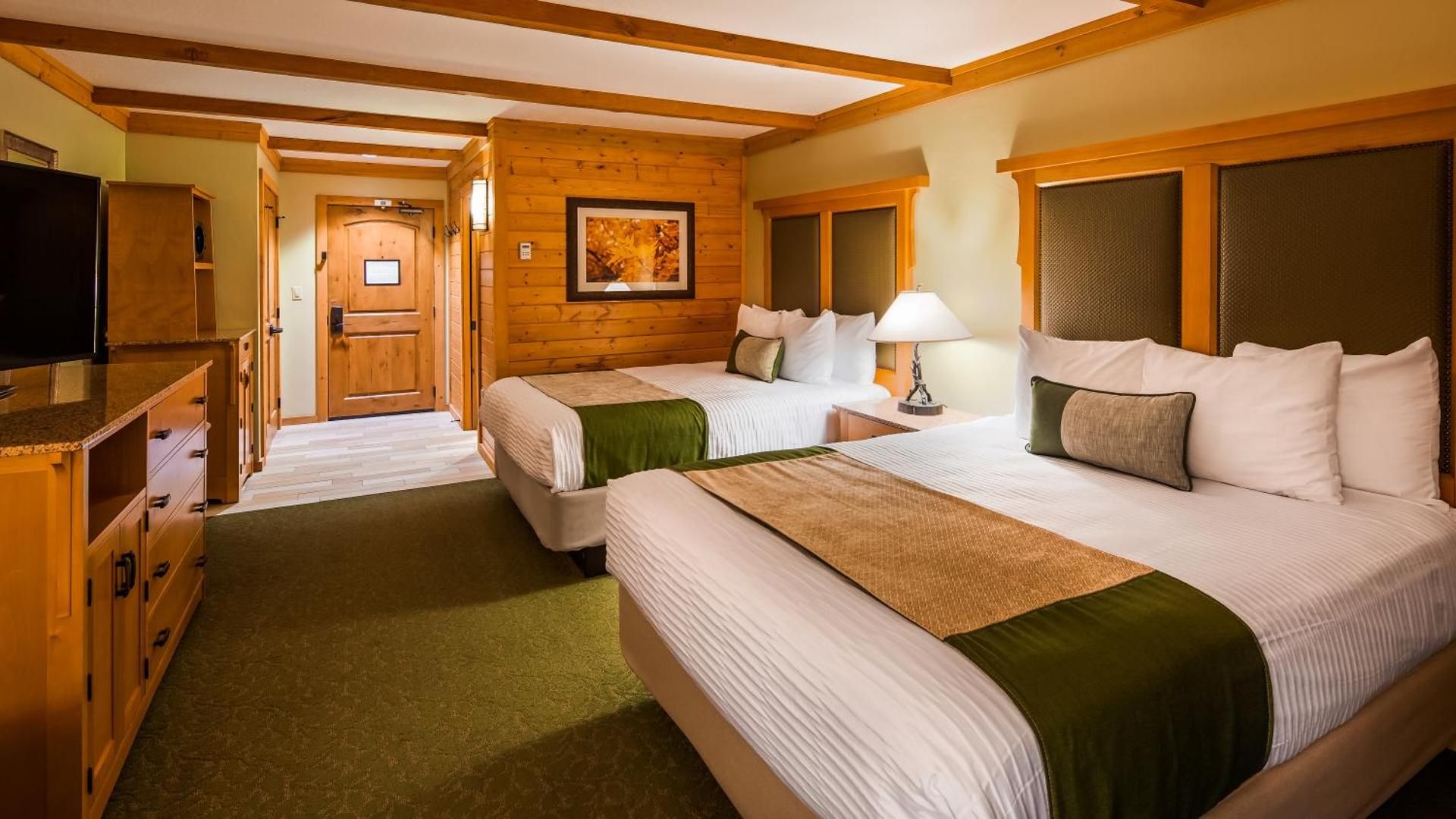 Queen Room with Two Queen Beds - Non-Smoking