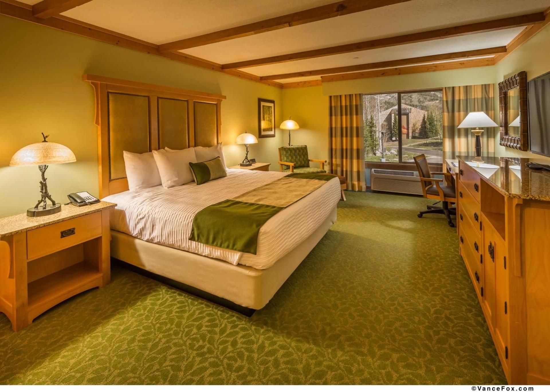 King Room - Non-Smoking