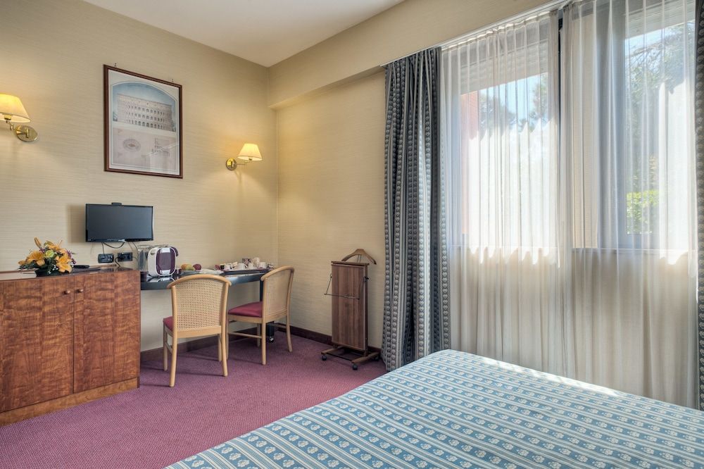 undefined Hotel Petra 10