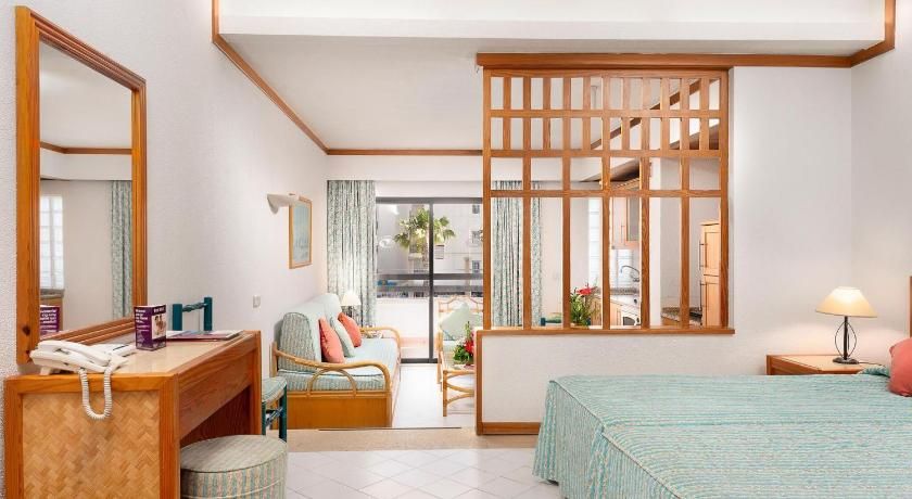 Muthu Oura Praia Hotel Deluxe Room