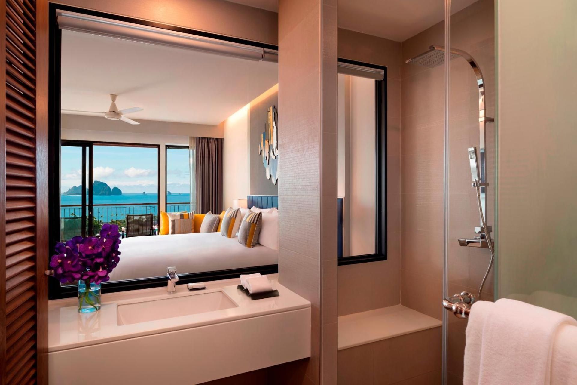 Avani Superior Sea View Room